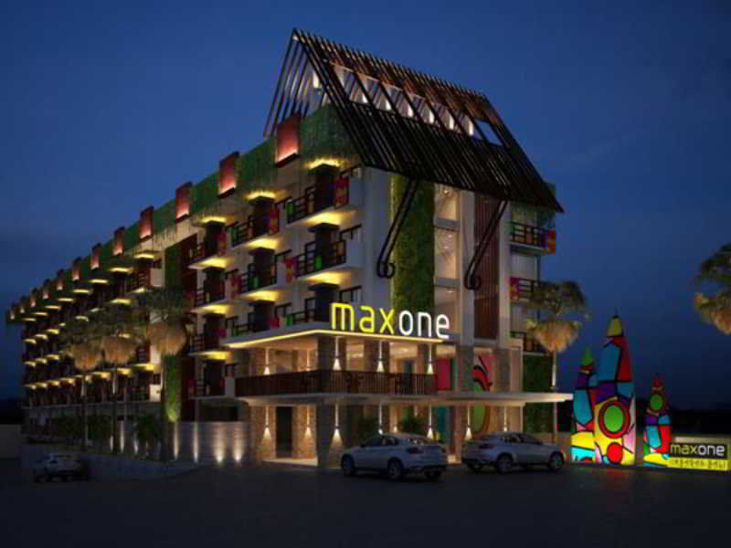 Maxonehotels At Bukit Jimbaran Luaran gambar