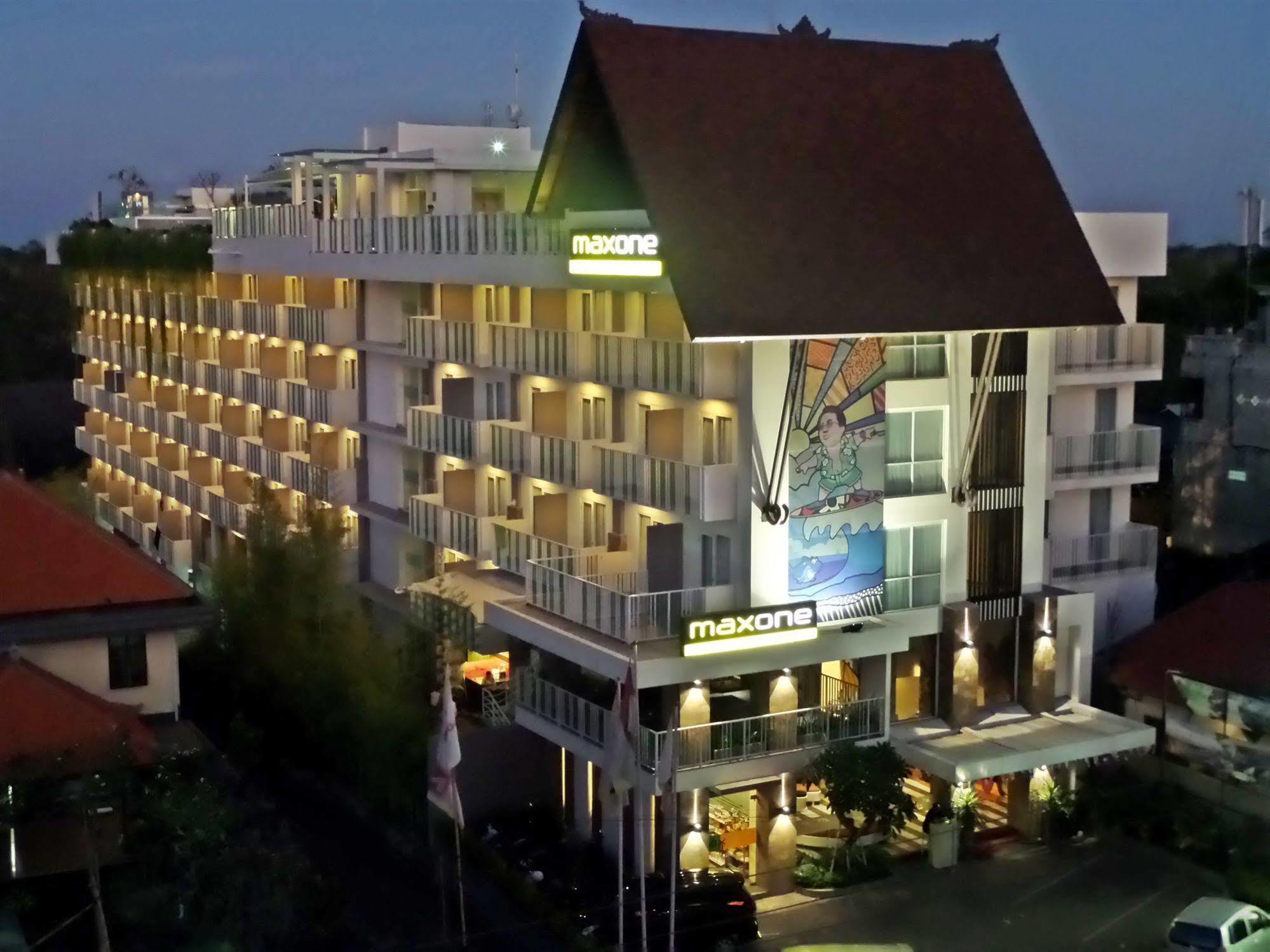 Maxonehotels At Bukit Jimbaran Luaran gambar